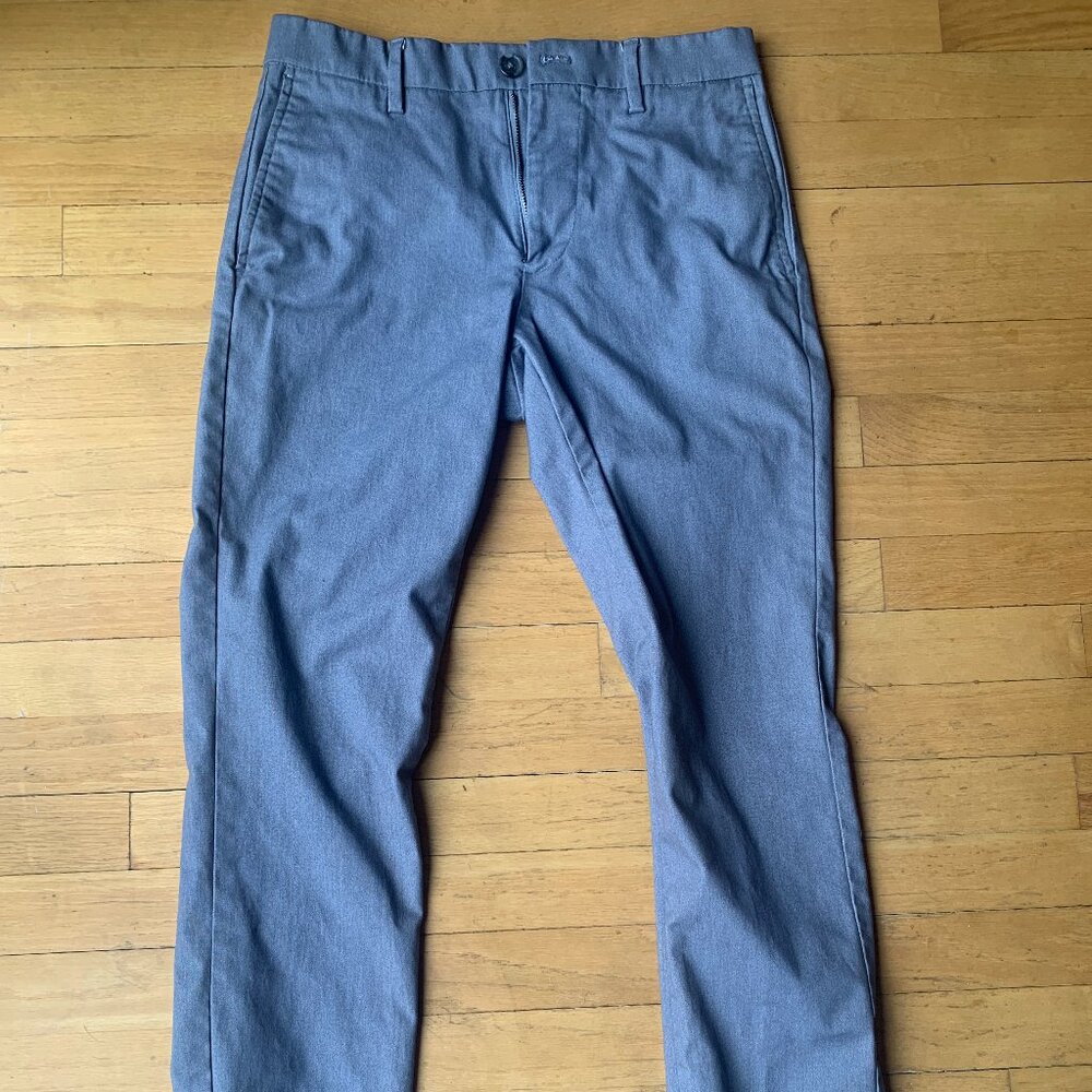 Old Navy Men's Ultimate Slim Built-In Flex Chino Pants